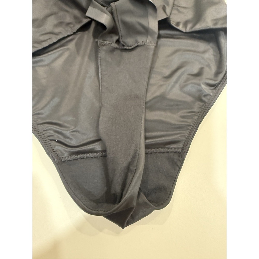 NWT Spanx Seamless‎ Shaping Thong Bodysuit Very Black Sz XL - Picture 4 of 7